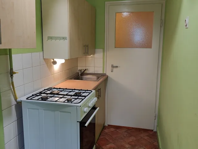 Eladó lakás Békéscsaba, Kazinczy-lakótelep 43 nm