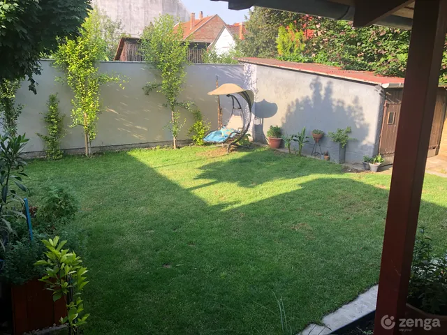 Eladó ház Szolnok, Belváros 100 nm