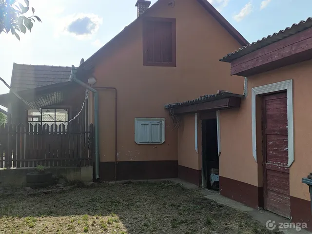 Eladó ház Téglás 70 nm