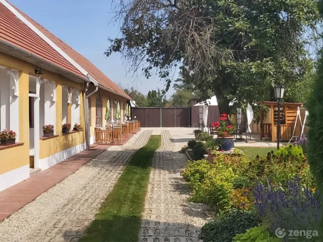 Eladó ház Bük 188 nm