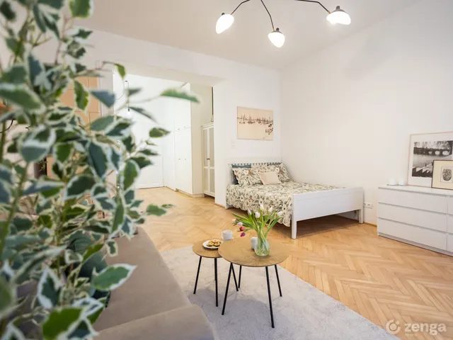Eladó lakás Budapest VI. kerület 42 nm