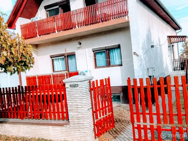 Eladó ház Siófok, Balatonkiliti 178 nm