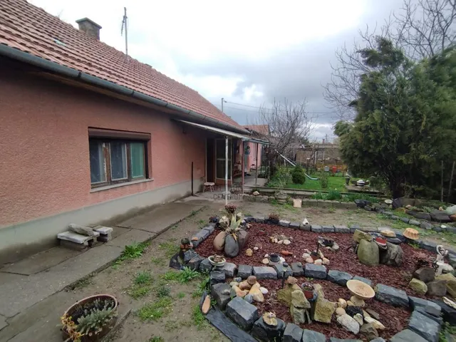 Eladó ház Nagykőrös 70 nm
