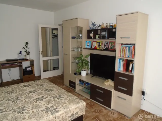 Eladó lakás Gyula, Törökzug 48 nm