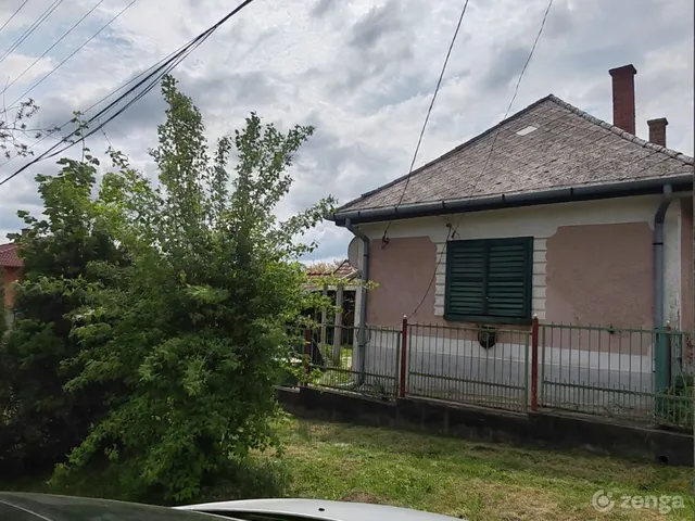 Eladó ház Bakonycsernye 62 nm