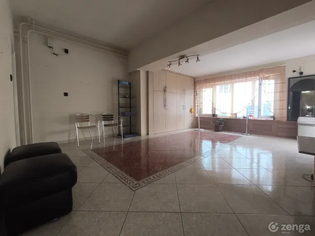 Eladó ház Szeged, Szőreg 270 nm