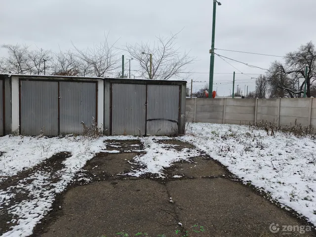 Eladó garázs Szeged, Újrókus 16 nm