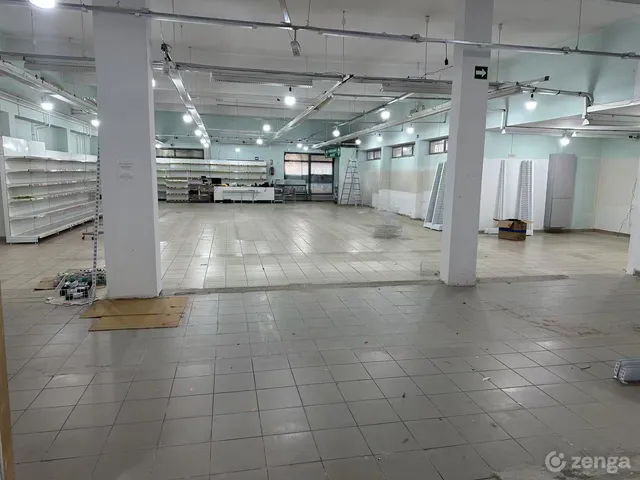 Kiadó kereskedelmi és ipari ingatlan Békéscsaba, Kazinczy-lakótelep 720 nm