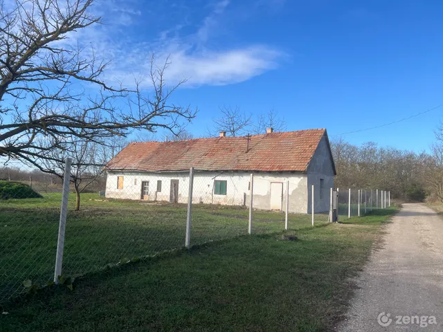 Eladó mezőgazdasági ingatlan Kiskunlacháza 130 nm