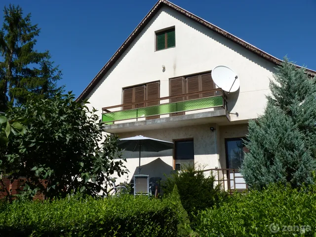 Eladó ház Nagyréde 175 nm