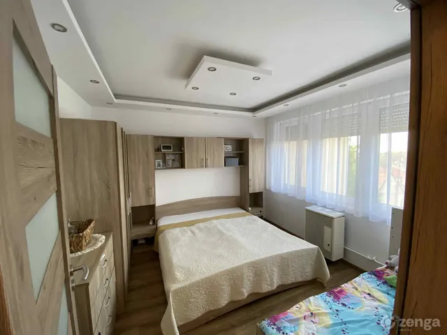 Eladó lakás Hajdúböszörmény, Petőfi Sándor u 17 60 nm