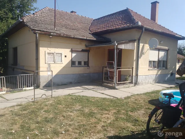 Eladó ház Nagyrév 83 nm