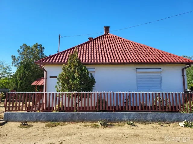 Eladó ház Demecser 100 nm