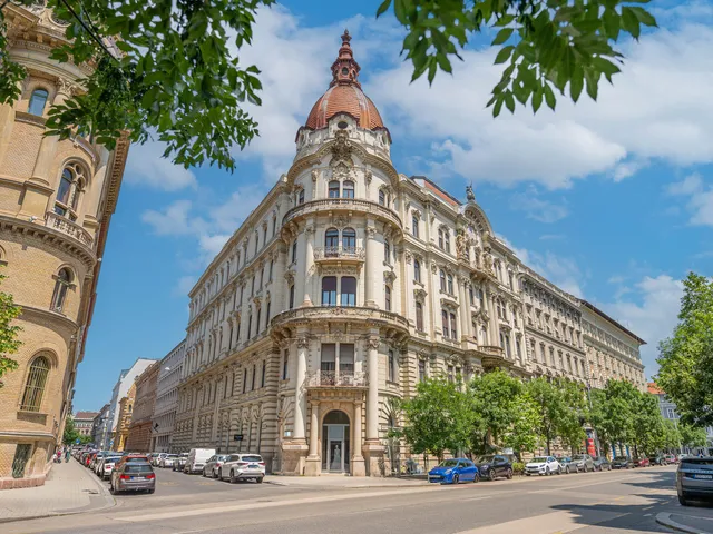 Eladó lakás Budapest VI. kerület, Nagykörúton belüli terület, Alkotmány 80 nm