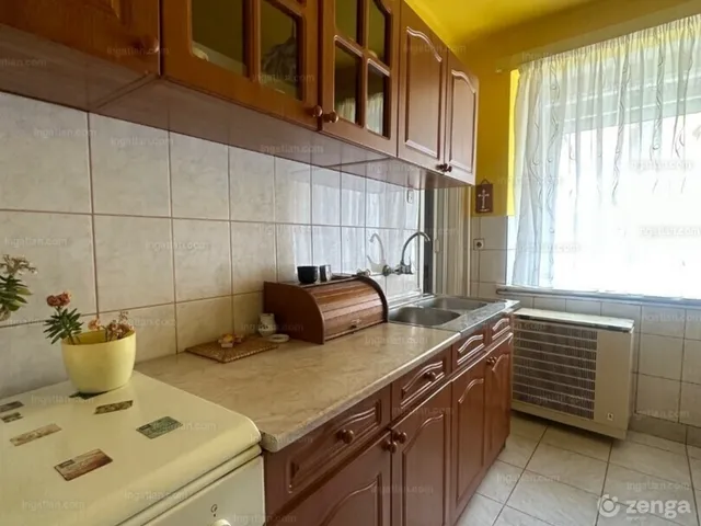 Eladó lakás Győr, Sziget 44 nm