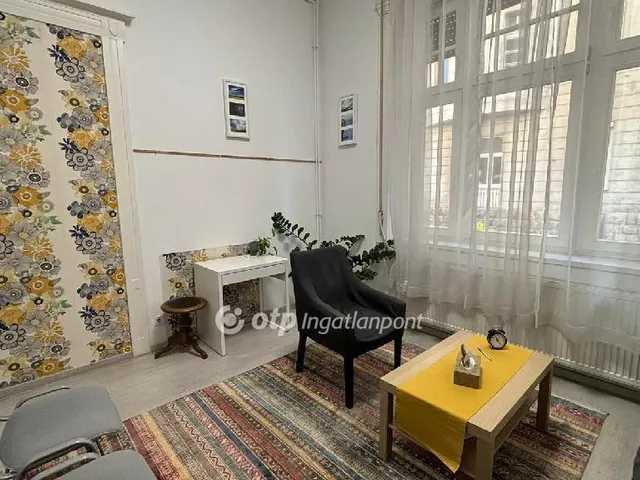 Eladó lakás Budapest I. kerület 108 nm