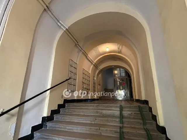 Eladó lakás Budapest I. kerület 108 nm