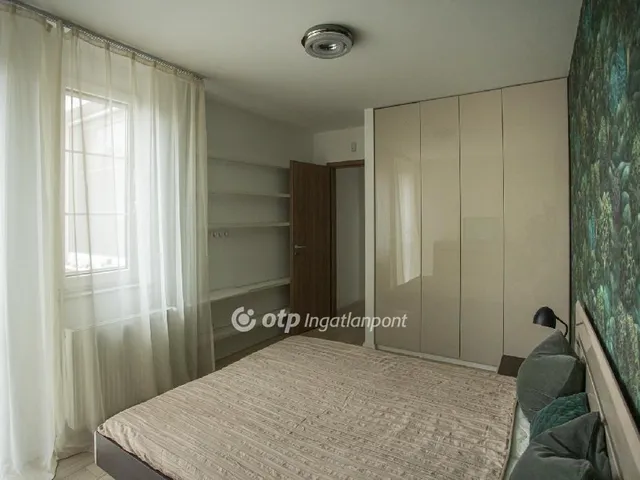 Eladó lakás Budapest II. kerület 86 nm