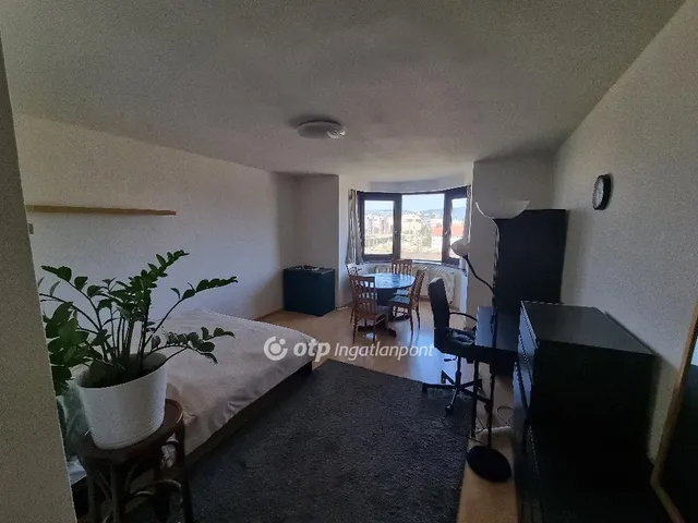 Eladó lakás Budapest VI. kerület 34 nm