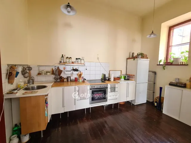 Eladó lakás Budapest VII. kerület 93 nm