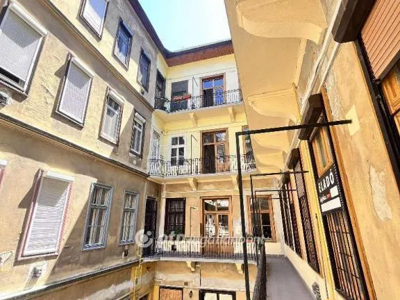 Eladó lakás Budapest VI. kerület 46 nm