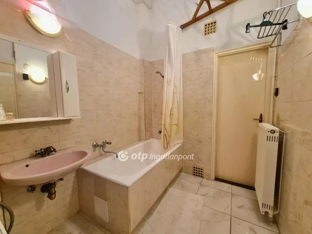 Eladó lakás Budapest II. kerület, Országút 87 nm
