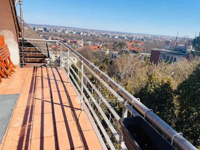 Eladó lakás Budapest II. kerület, Szemlőhegy 83 nm