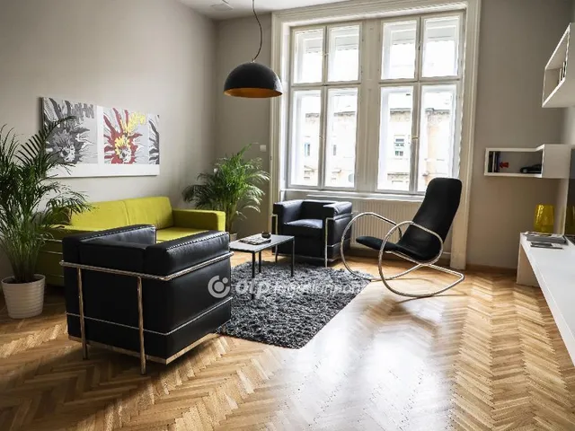 Eladó lakás Budapest VI. kerület 60 nm