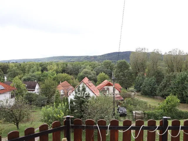 Eladó ház Pilisszentiván 370 nm