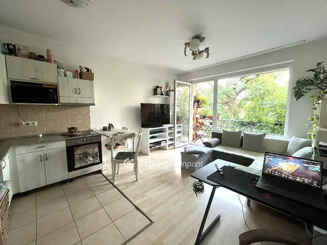 Eladó lakás Budapest X. kerület, Újhegy 43 nm