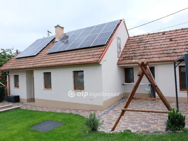 Eladó ház Fót 70 nm