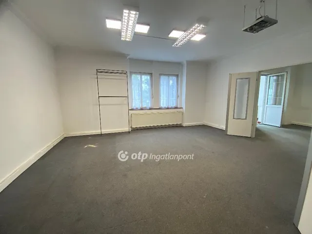 Eladó lakás Budapest VI. kerület 115 nm