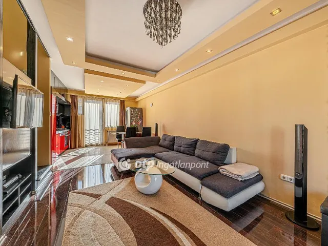 Eladó lakás Budapest III. kerület 74 nm