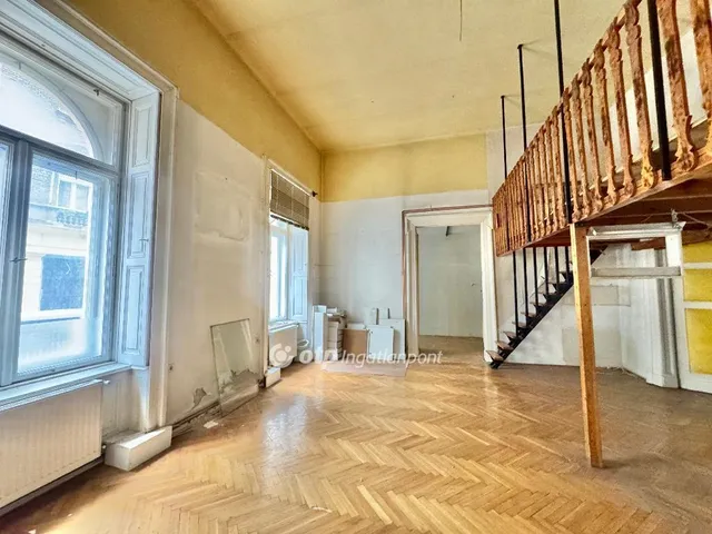 Eladó lakás Budapest V. kerület 136 nm