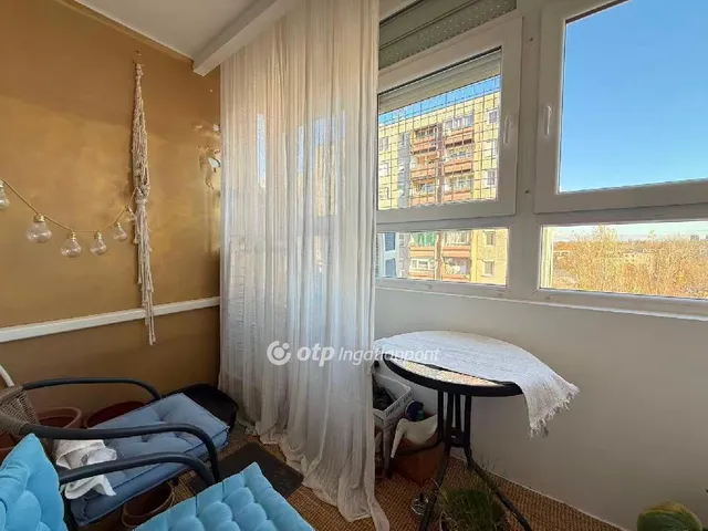 Eladó lakás Budapest III. kerület, Római-part 49 nm