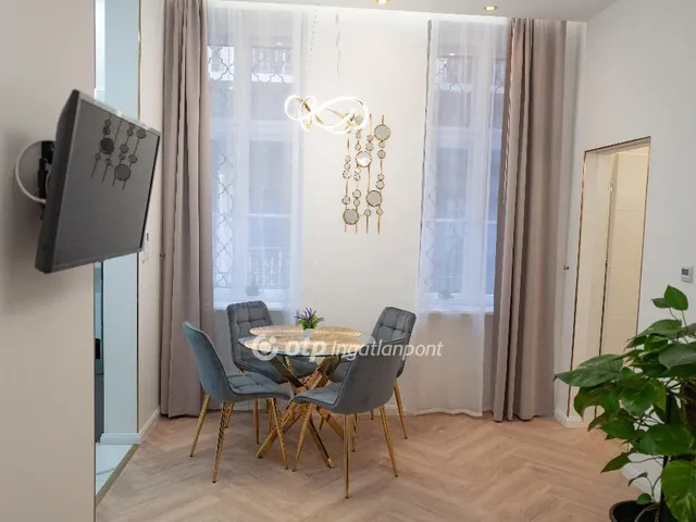 Eladó lakás Budapest VI. kerület 36 nm