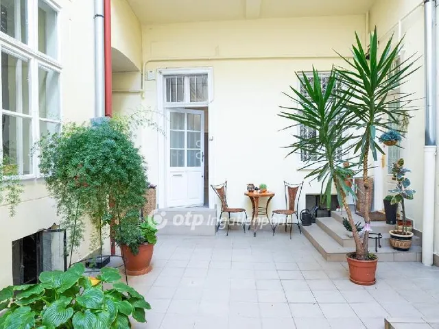 Eladó lakás Budapest VI. kerület 47 nm