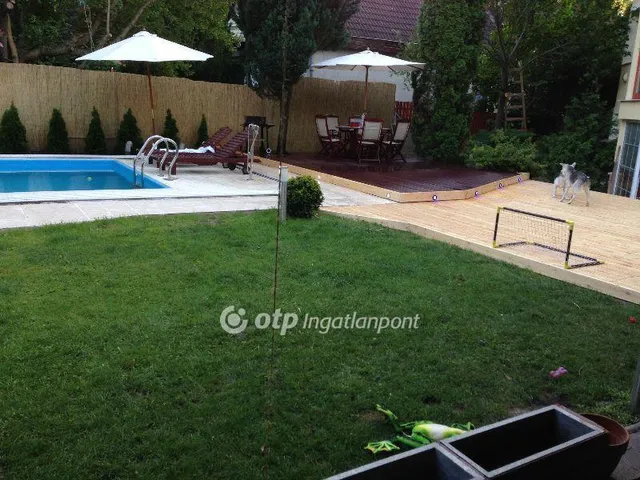 Eladó lakás Budapest II. kerület 156 nm