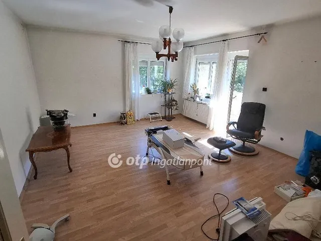 Eladó lakás Budapest I. kerület 60 nm