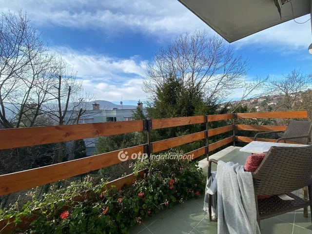 Eladó lakás Budapest II. kerület 77 nm