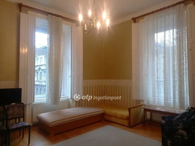 Eladó lakás Budapest VI. kerület 94 nm