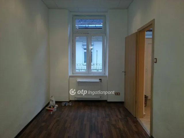 Eladó lakás Budapest VI. kerület 54 nm