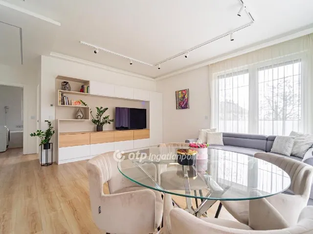 Eladó lakás Budapest XII. kerület, Németvölgy 74 nm