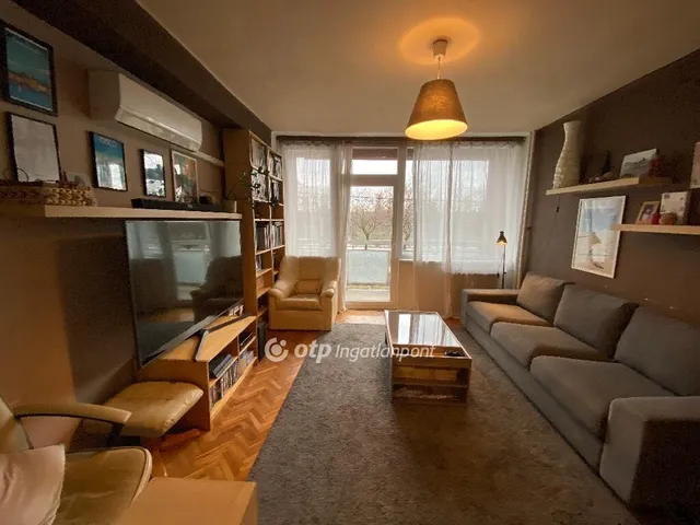 Eladó lakás Budapest II. kerület, Újlak II. ker. 79 nm