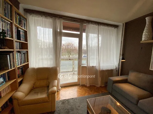 Eladó lakás Budapest II. kerület, Újlak II. ker. 79 nm