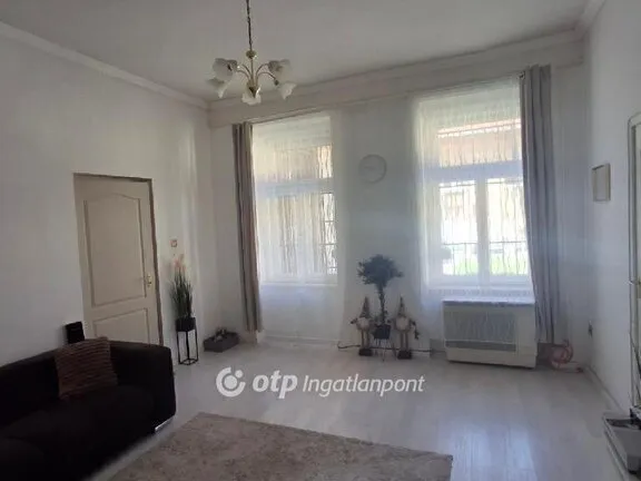 Eladó lakás Budapest X. kerület 73 nm