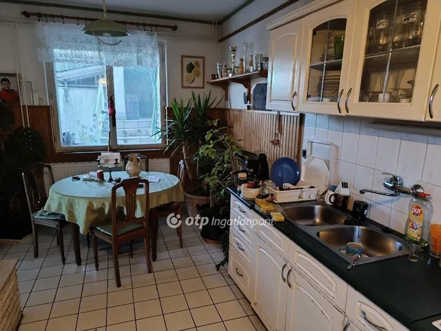 Eladó ház Budapest II. kerület 137 nm