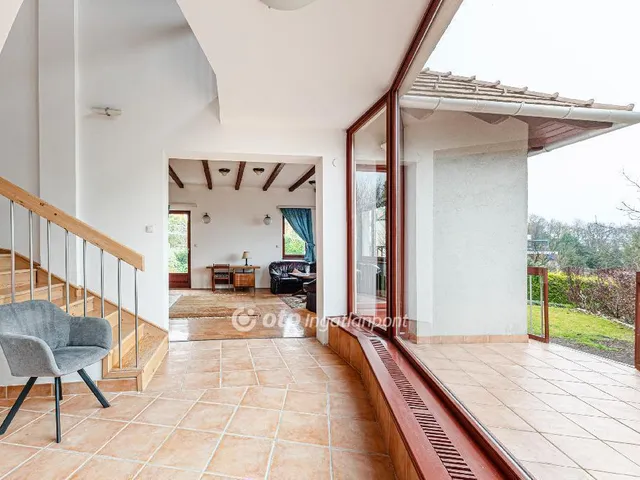 Eladó ház Budaörs 270 nm