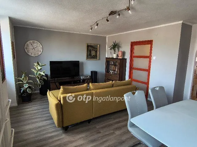 Eladó lakás Budapest VIII. kerület 73 nm