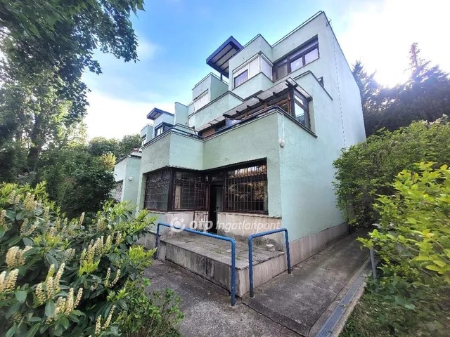 Eladó lakás Budapest II. kerület, Törökvész 66 nm